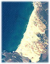 Torre dei Corsari ripresa dal satellite Ikonos. Ingrandisci l'immagine.