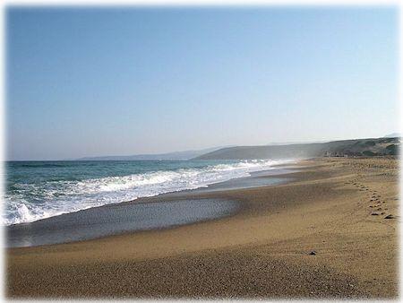 La spiaggia di Piscinas. Ingrandisci l'immagine e accedi alla galleria delle foto.